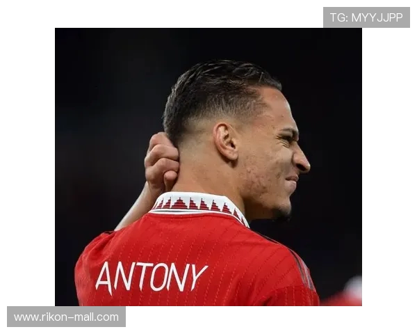 曼联并未追求16岁前锋菲林 经纪人炒作抬价为主导